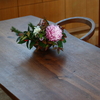 新年、始まりの朝は花をいける。