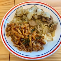 真中華 渋谷東店（渋谷）クミン風味の焼肉＋青椒肉絲丼