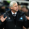 Come on, go fast! Pardew is parting in the windmill team.