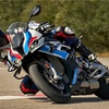 BMW モトラッド二輪車初のM。M1000RRの受注始まる。