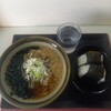 蕎麦をすすりながらオモウ！のであります！