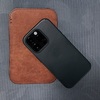 iPhone14 Pro用に、国立商店のイタリア産スクラッチレザースリーブを購入！〜ブライドルレザーとの二刀流で〜