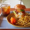 【ストラト バーガー&グリル】ドライブで行きたい！大人気のハンバーガー屋は風景も楽しめる(安佐南区沼田町阿戸)