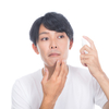 まだヒゲを剃ったり抜いたりしてんの？