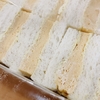 天のやの玉子サンドとおらが蕎麦のざるとろろそば
