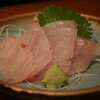 魚市場で、桜えびのお刺身＆穴子丼