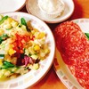 サイゼリヤの季節限定「アスパラガスの彩りサラダ」とパスタのランチ【ゆる糖質食】