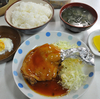 木更津　市場食堂　日替わりとりももピリ辛煮の日