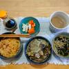納豆玉子かけご飯。豚汁。モヤシとわかめのスープ。あずき餅。