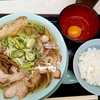 新橋ニューともちんラーメン 蒲田西口駅前店@蒲田（月見中華そば）