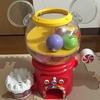 2歳の娘、ディズニー おしゃべりいっぱい! ガチャで「かず」遊び。