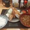 かつたに　ミックスフライ定食