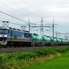 EF210の初期型新塗装が牽引する貨物列車