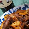 牛肉レンコン椎茸炒めと南アフリカの熟成ヌーボー