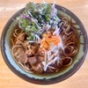 立ち食いそば 枇栾〔Hiran〕（道の駅 川口•あんぎょう）牛肉そば＋ぼうふう天