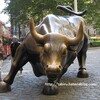 【ニューヨーク】【ロウアーマンハッタン】ウォール街の闘牛（Charging Bull）・ウォール街のシンボルともいえる闘牛です