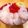 八戸市魚菜小売市場（朝めし処魚菜）＠陸奥湊　オリジナル丼