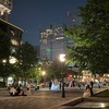 【日常】夏の夜の丸の内広場