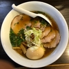 【今週のラーメン３１８０】 日本麺料理 さくら （東京・駒込） 特製醤油麺　〜柔らかさとしなやかさな味わい！春色の味わいなる醤油麺！