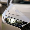 スイスマツダが「MAZDA3 2025年モデル」の情報を公開、Amazon Alexaを新採用してe-SKYACTIV G 2.5は"140ps"と明記。