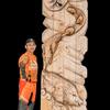 参加型の大きなチェンソーアート作品　イノシシの壁彫り