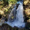 【偕楽園（不動の滝）】豪快に流れ落ちる滝がある”穴場的観光スポット”