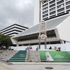 中野サンプラザ、迷走中！: こっちの隣の街もたいへんだ !