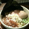 生粋 池袋本店｜澄んだ旨みが広がる、生粋の醤油ラーメン