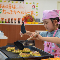 デニーズとハローキティ45周年を記念！期間限定のコラボ店舗