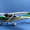 1/42 セスナ172 スカイホーク その2 タイヤを黒く塗った