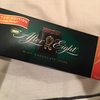 元祖ミントチョコ『After Eight 』のオレンジフレーバーはやめられない、止まらない美味しさだった！