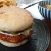 おから照り焼きバーガーでお昼🍔