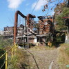 奥多摩の橋とダムと工場《#３》　― 「#曳索鉄道」と「#映画の中のような工場」と工場内を通る細い公道 ―
