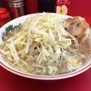 【今週のラーメン２２２６】 ラーメン二郎 京急川崎店 （川崎・京急川崎） 小ラーメン・ニンニク