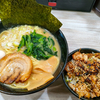 醤油豚骨ラーメンと炙りチャーシュー丼