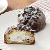 ローソンから「クッキー＆クリームシュー」が新登場！ザクザク食感のシュークリーム、コンビニスイーツ新商品です