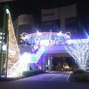 建物の外からクリスマスツリーを見る2023その他編