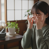 【2026最新】花粉で目が痒い！目薬の「強さと効果」を薬剤師がガチンコ比較表で解説