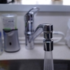 スプーンを洗うと水が跳ねるのでシャワーの出る泡沫器を買った