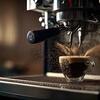 細かく挽いたコーヒー粉に圧力をかけて一気に抽出する、イタリア生まれのコーヒー