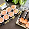 ロピアのサーモン寿司３種類食べ比べ！ほぼ具海鮮巻き/はみ出し巻き/サーモンにぎり寿司の口コミ