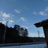 今朝の月…と残雪風景