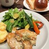 【実食レポ】焼き立てパン食べ放題！「バケット」の平日ランチが最高すぎる。絶品ソースのチキングリルと春のフェアを堪能。