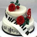 居酒屋のおかみ、時々ピアノの先生