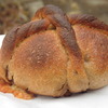 北小金の「バックシュトゥーベ・ツオップ」でファルセカスタニエ、レザン、ビーネンシュティッヒ、新越谷の「モンタンヴェール」でもちもちカレーパン、クリームパン。