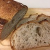 ふわふわ高級食パンが人気だけれど、ハード系に偏る我が家のパン事情。