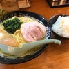 町田商店ラーメンレビュー！メニュー・料金・営業時間詳細！