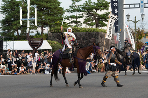 第101回謙信公祭の入り込み4万200人　100回記念の昨年より5万6400人減