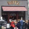 オランダ最古のポテト屋さんREITZ