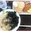 うどん屋では中華そば。